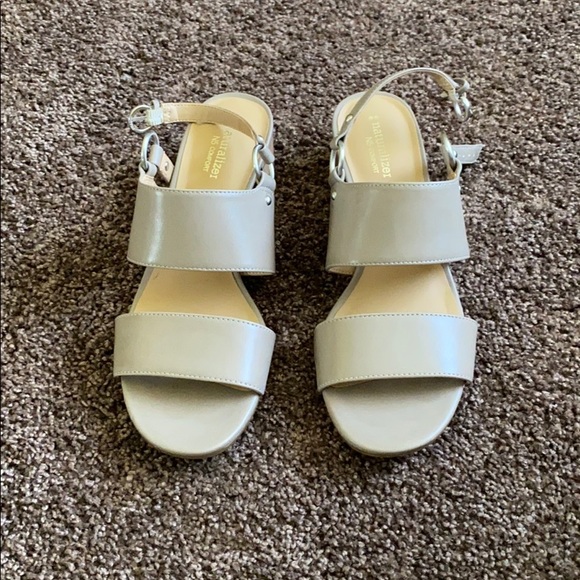 NEW Naturalizer Open Toe Double Strap Block Heel - Picture 2 of 4